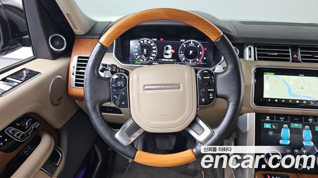 Land Rover Range Rover (IV) 4.4 SDV8 AB LWB DIESEL 2018 — фото 13