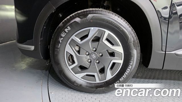 Hyundai Santa Fe HEV 1.6 2WD Exclusive 2023 — фото 5