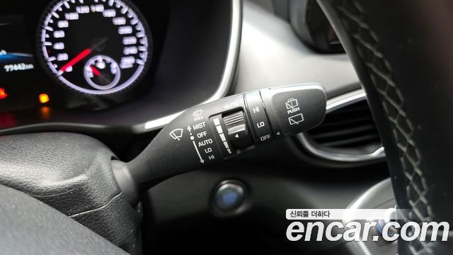 Hyundai Santa Fe HEV 1.6 2WD Exclusive 2023 — фото 20