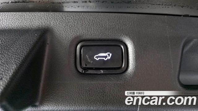 Hyundai Santa Fe HEV 1.6 2WD Exclusive 2023 — фото 24
