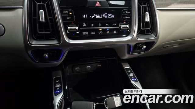 Kia Sorento (IV) HEV 1.6 4WD Prestige 2022 — фото 17