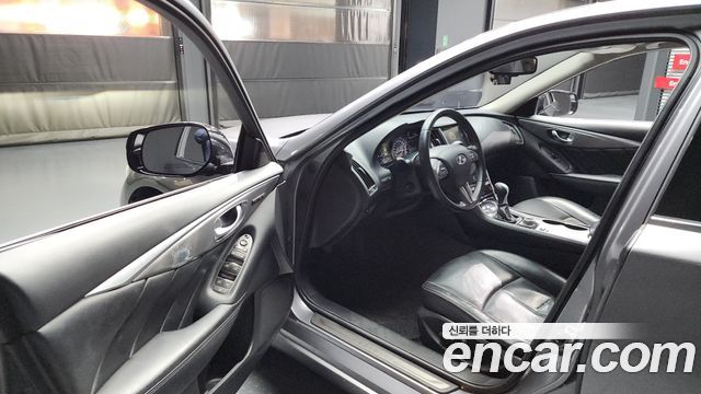 Infiniti Q50 2.2d Premium 2015 — фото 10