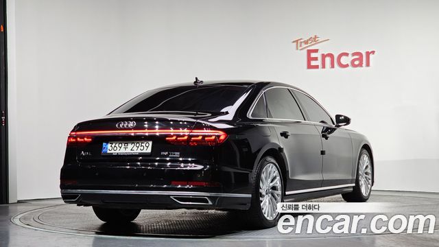 Audi A8 (D5) 55 TFSI Quattro LWB 2021 — фото 2