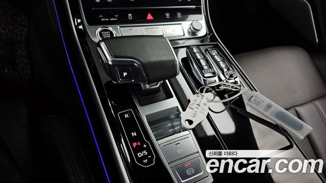 Audi A8 (D5) 55 TFSI Quattro LWB 2021 — фото 9
