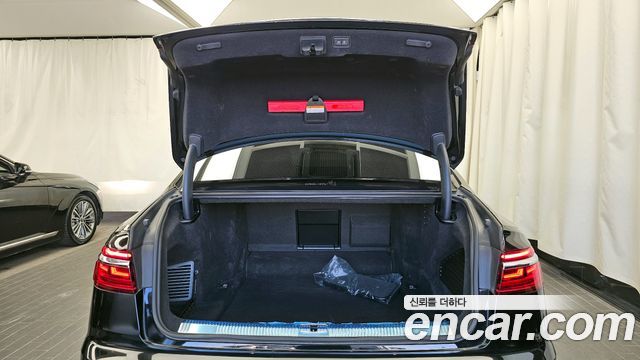 Audi A8 (D5) 55 TFSI Quattro LWB 2021 — фото 20
