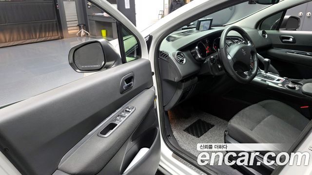 Peugeot 3008 1.6 e-HDi First Generation 2014 — фото 11