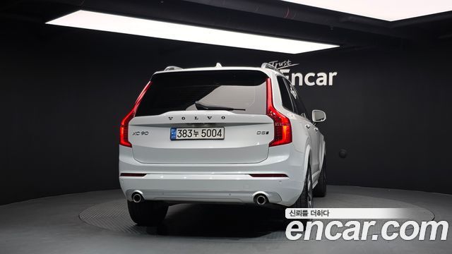 Volvo XC90 (II) D5 Momentum 2017 — фото 4