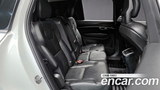Volvo XC90 (II) D5 Momentum 2017 — фото 12