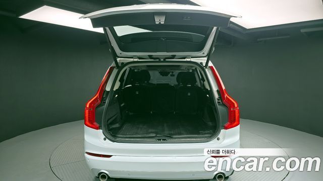 Volvo XC90 (II) D5 Momentum 2017 — фото 20