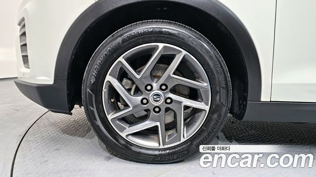 KG Mobility (SsangYong) Very New Tivoli Gasoline 1.5 2WD V3 2022 — фото 5