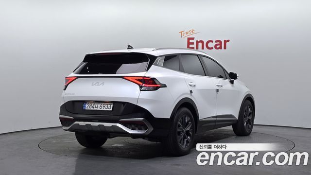 Kia Sportage (V) Diesel 2.0 2WD Signature 2023 — фото 2
