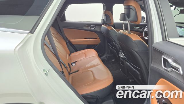 Kia Sportage (V) Diesel 2.0 2WD Signature 2023 — фото 12