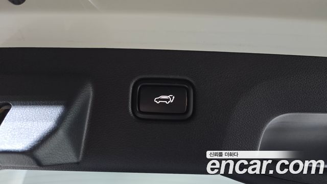 Kia Sportage (V) Diesel 2.0 2WD Signature 2023 — фото 20