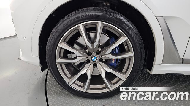 BMW X7 (G07) M50i 6STR 2021 — фото 5