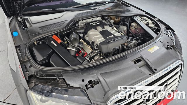 Audi A8 3.0 TFSI Quattro LWB D4 2011 — фото 6
