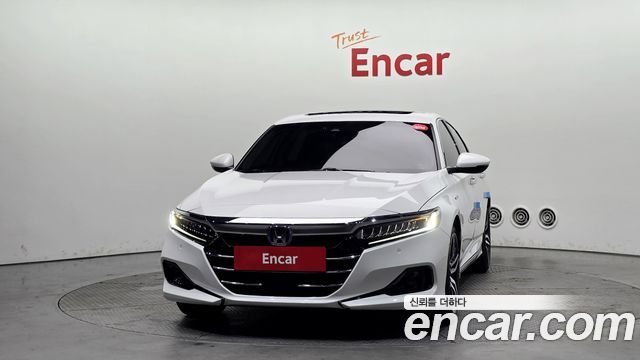 Honda Accord (X) 2.0 Hybrid Touring 2022 — фото 3