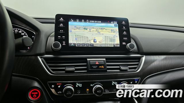 Honda Accord (X) 2.0 Hybrid Touring 2022 — фото 15