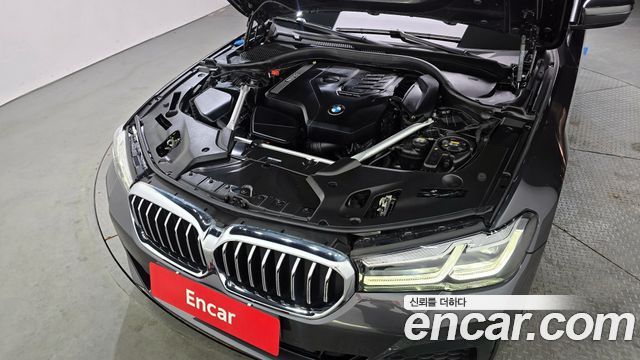 BMW 5 Series (G30) 520i M Sport 2022 — фото 6