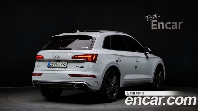 Audi Q5 (FY) 45 TFSI Quattro Premium 2021 — фото 2