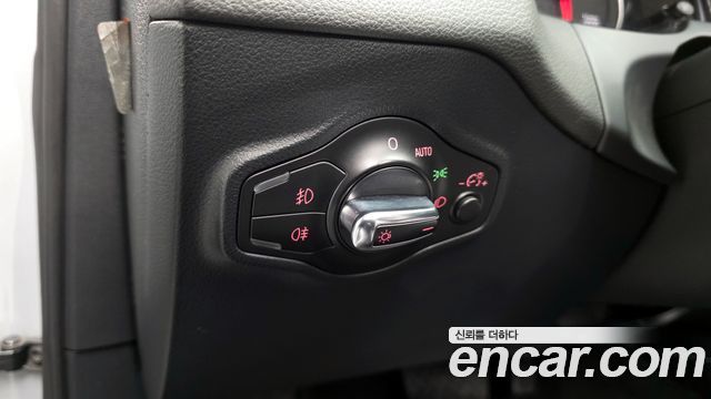 Audi Q5 2.0 TDI Quattro 8R 2012 — фото 17