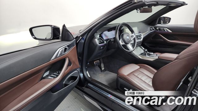 BMW 4 Series (G22) 420i M Sport Convertible 2021 — фото 10