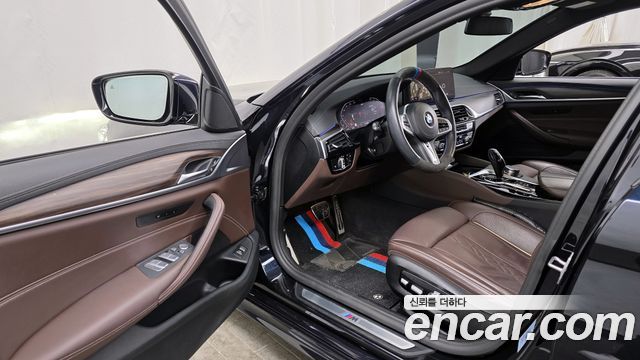 BMW 5 Series (G30) 523d M Sport 2021 — фото 10