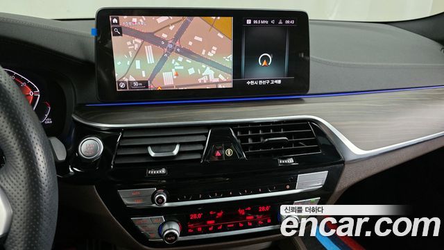 BMW 5 Series (G30) 523d M Sport 2021 — фото 14