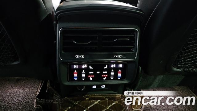 Audi Q8 (4M) 45 TDI Quattro Premium 2021 — фото 19