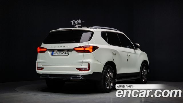 KG Mobility (SsangYong) Rexton Diesel 2.2 4WD Prestige 2023 — фото 2