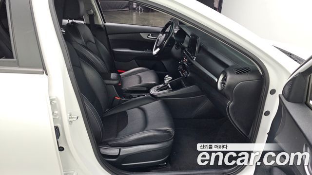 Kia K3 Standard 2021 — фото 15