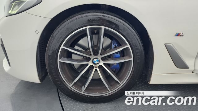 BMW 5 Series (G30) 520i M Sport 2022 — фото 5
