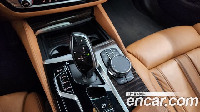 BMW 5 Series (G30) 520i M Sport 2022 — фото 8