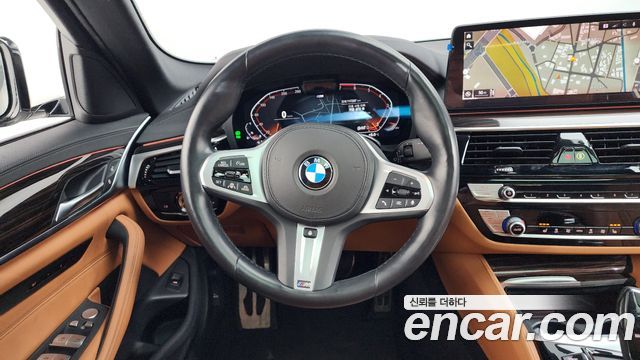 BMW 5 Series (G30) 520i M Sport 2022 — фото 16