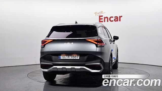 Kia Sportage (V) Diesel 2.0 2WD Prestige 2022 — фото 4