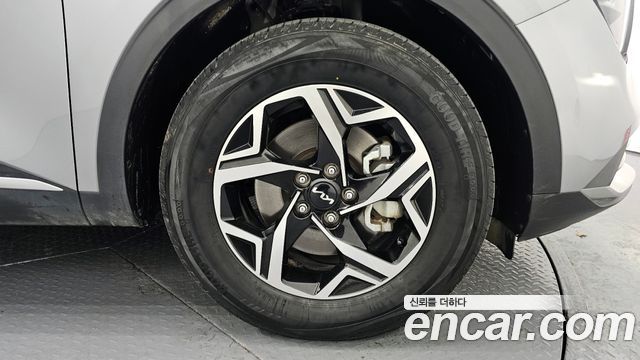 Kia Sportage (V) Diesel 2.0 2WD Prestige 2022 — фото 5