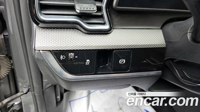 Kia Sportage (V) Diesel 2.0 2WD Prestige 2022 — фото 14