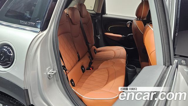MINI Cooper S 5Door Classic Third Generation 2024 — фото 16