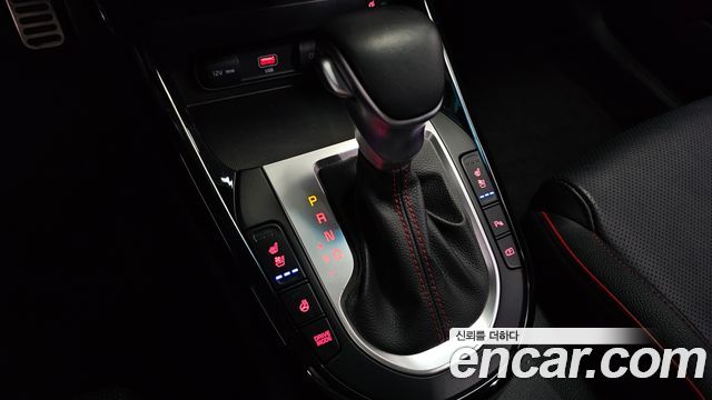 Kia K3 (II) 1.6 Turbo GT 5Door Signature 2022 — фото 9