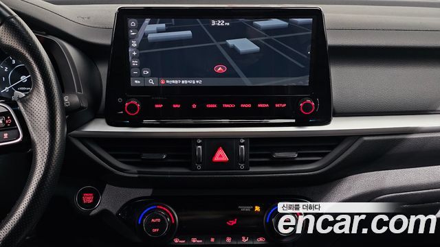 Kia K3 (II) 1.6 Turbo GT 5Door Signature 2022 — фото 14