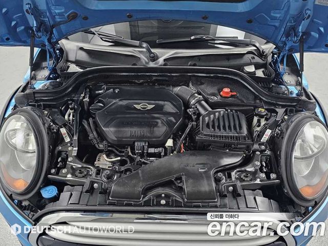 MINI Cooper D 5Door Standard 3rd 2015 — фото 6