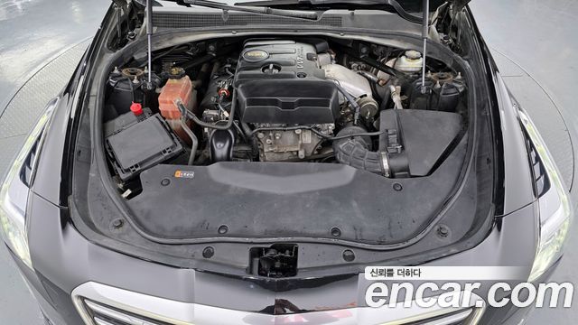 Cadillac CTS (III) 2.0 Luxury 2018 — фото 6