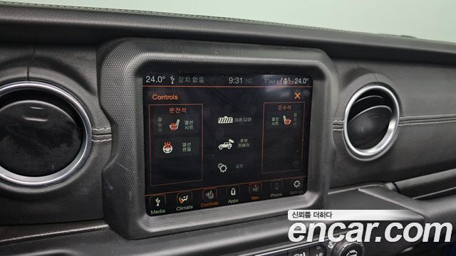 Jeep Wrangler (JL) 2.0 Overland Power Top 4Door 4xe 2022 — фото 17