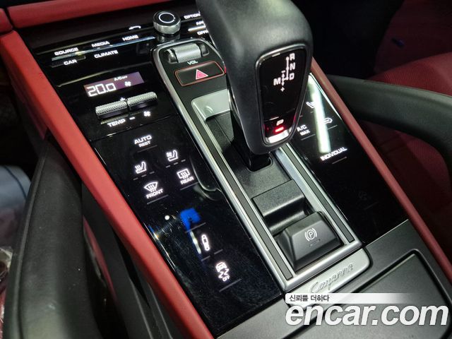 Porsche Cayenne (PO536) 3.0 E-HYBRID PLATINUM EDITION 2023 — фото 19