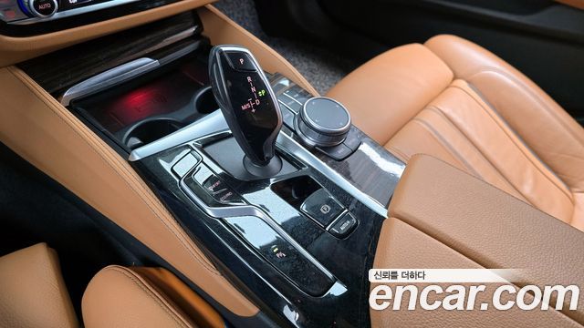 BMW 5 Series (G30) 520i M Sport 2021 — фото 9