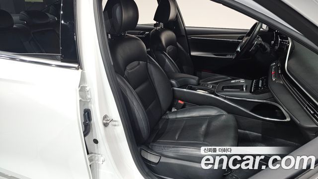 Hyundai Grandeur (IG) 3.0 LPi (Taxi) example 2023 — фото 10