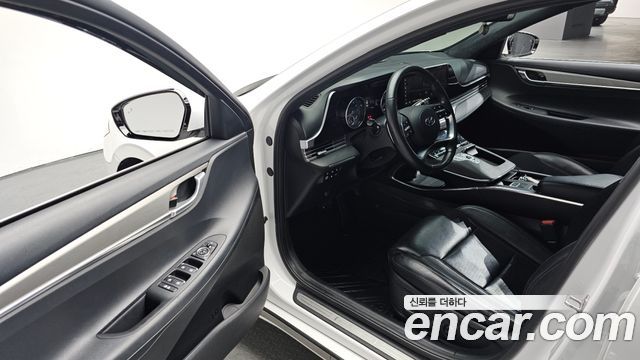 Hyundai Grandeur (IG) 3.0 LPi (Taxi) example 2023 — фото 11