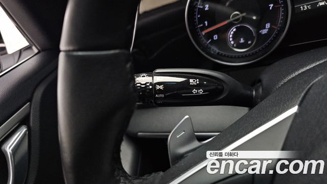 Hyundai Grandeur (IG) 3.0 LPi (Taxi) example 2023 — фото 18