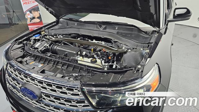 Ford Explorer (VI) 2.3 LimIted 4WD 2022 — фото 6