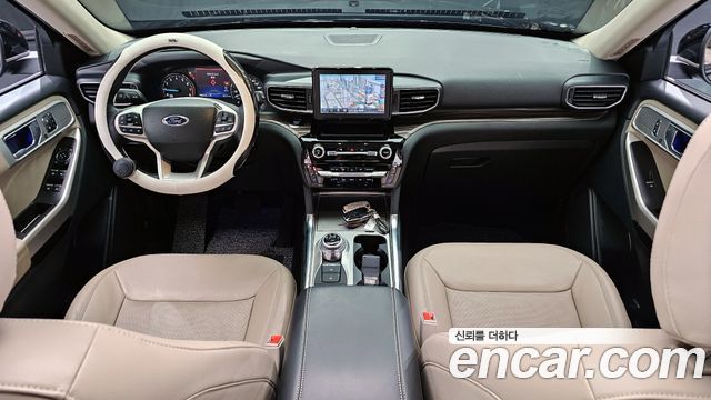 Ford Explorer (VI) 2.3 LimIted 4WD 2022 — фото 7