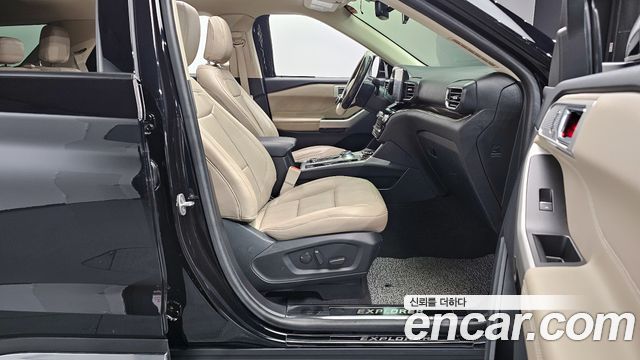 Ford Explorer (VI) 2.3 LimIted 4WD 2022 — фото 10